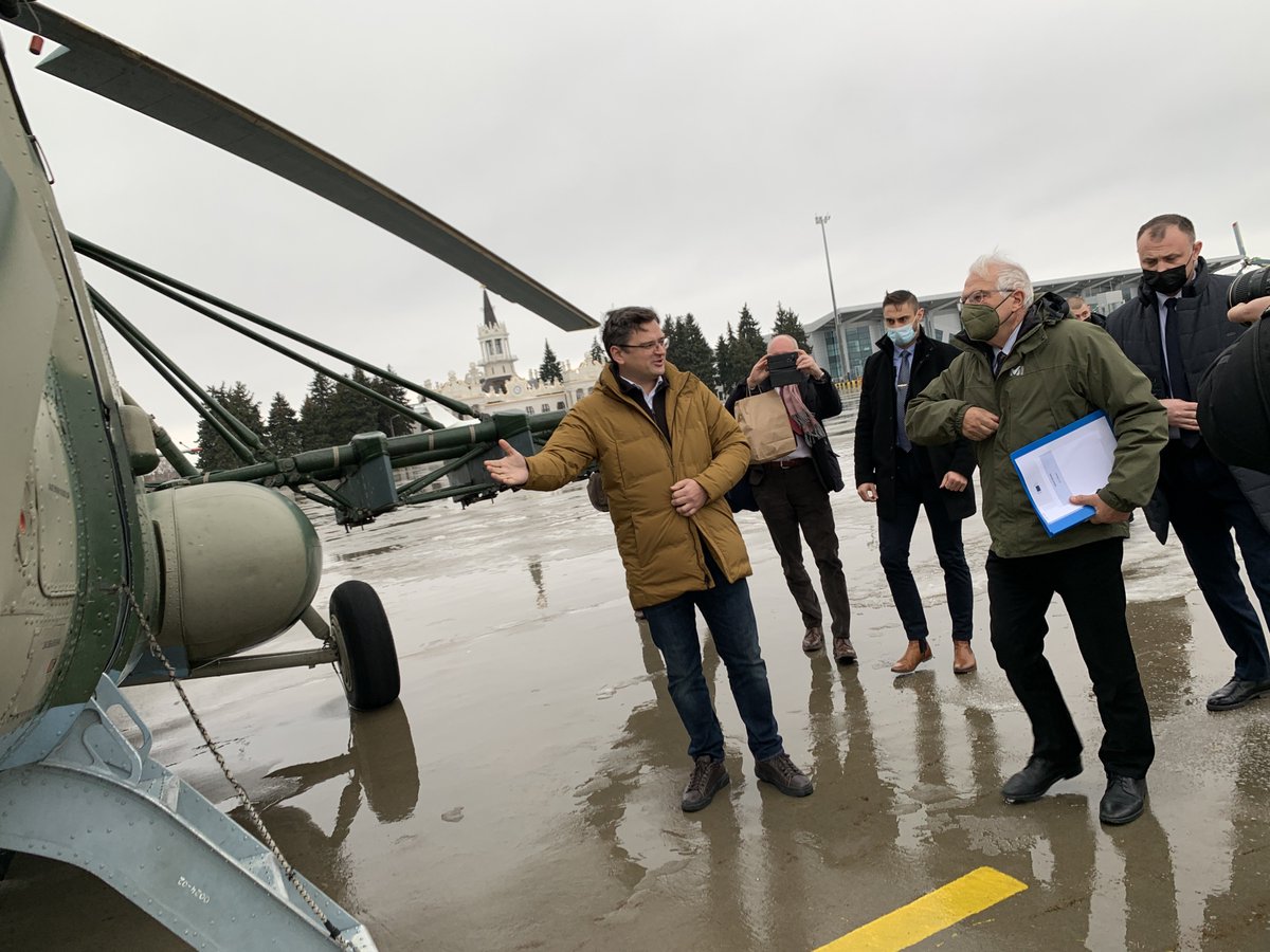 Ukrainian Foreign Minister Dmytro Kuleba: In helicopter with @JosepBorrellF, taking off to Luhansk region. First ever EU HR/VP visit to Donbas since Russia launched this war