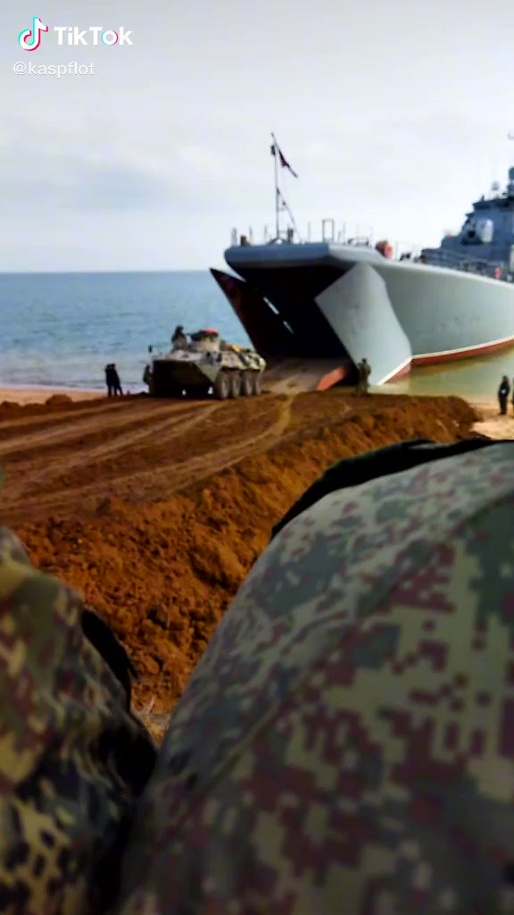 Training at Opuk firing range in Crimea