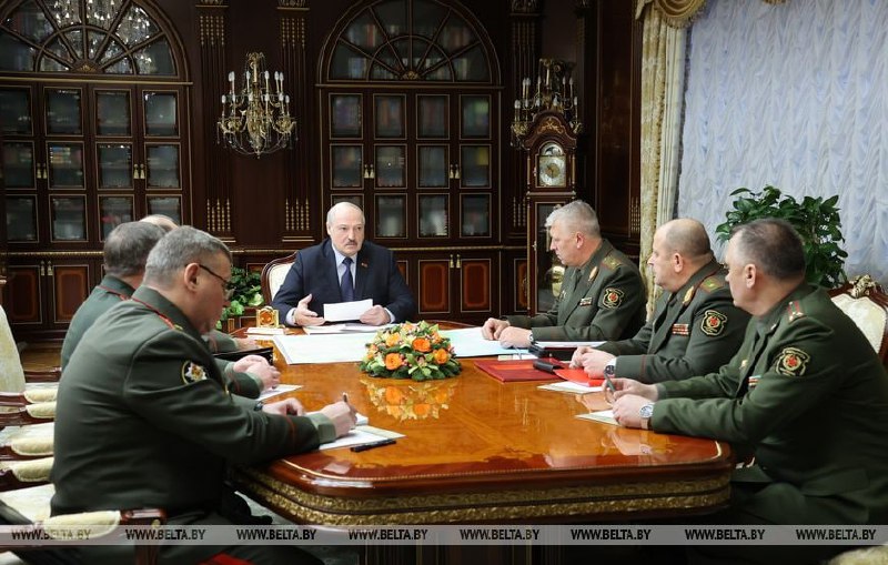 Lukashenka approved the plan of a joint operational exercise of the armed forces of Belarus and Russia. The exercise is scheduled for February. It will be held on the western and southern borders of Belarus(Poland and Ukraine)