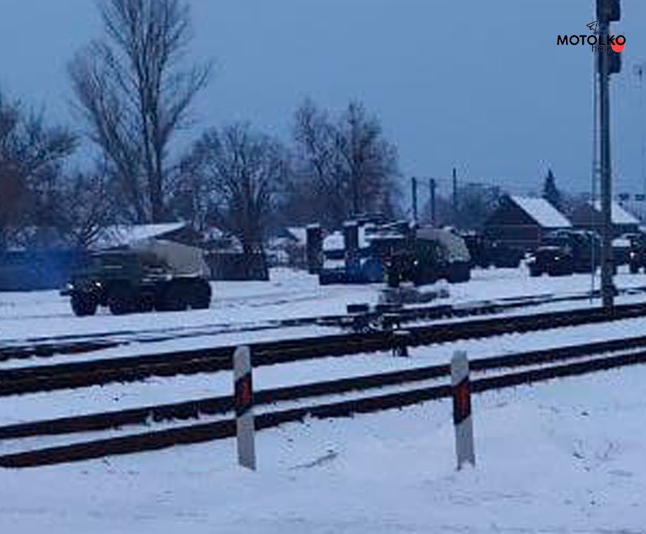 Military column was filmed in Yelsk, Gomel region yesterday