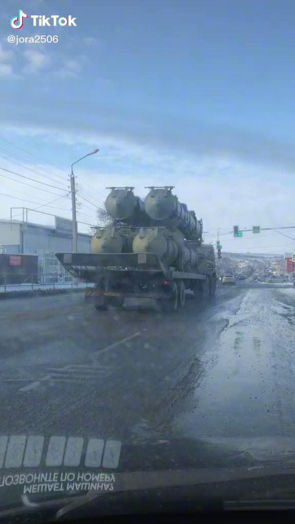 Truck with missile containers filmed in Rostov-on-Don
