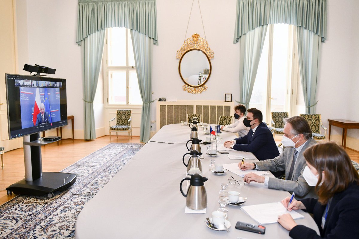 Jan Lipavský: At the B9 + France call today, I emphasised the need for our suport for Ukraine. We agreed on: the unacceptability of Russian military build-up at Ukraine's borders, the importance of a diplomatic solution, the need for strenghtening of the @NATO Eastern Flank