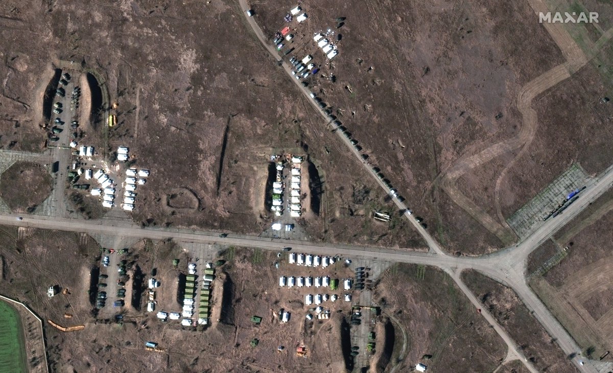 New military camp near Novoozerne, Crimea