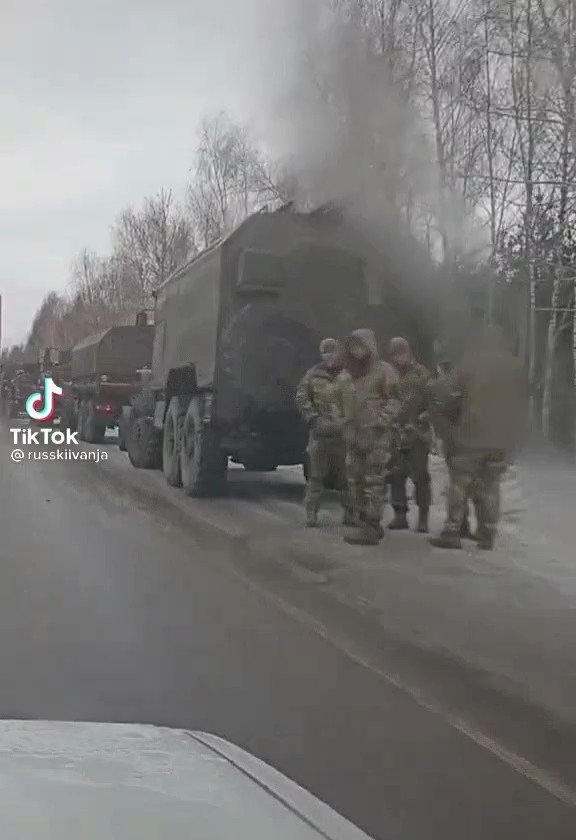 Big military convoy filmed near Valuyki, Belgorod region