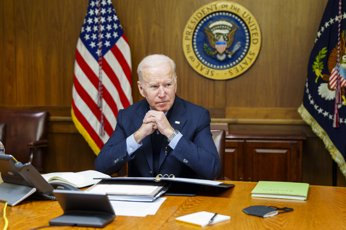 White House: President Biden spoke with President Putin today to make clear that if Russia further invades Ukraine, the U.S. and our allies will impose swift and severe costs on Russia. President Biden urged President Putin to engage in de-escalation and diplomacy instead