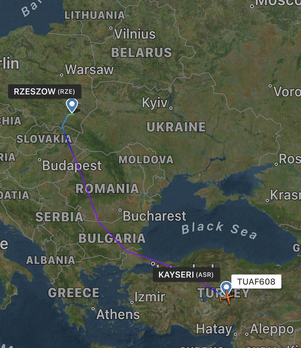 Turkish aid to Ukraine: Turkish Air Force 221st squadron A400M heavy transport plane 18-0094 flew from Rzeszów–Jasionka airfield to Tur AFB Erkilet. Landing now