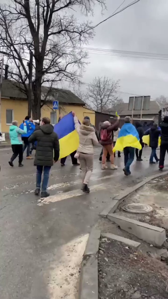 Ukrainian protest against Russian military in Starobilsk, Luhansk region