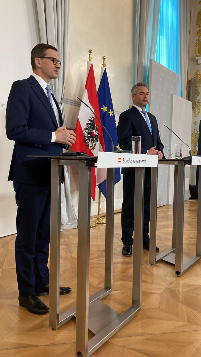 Poland's PM @MorawieckiM in Vienna: we have to cut off the oxygen of this war, this oxygen are money from the Russian energy resources  we have to give hope for the new Marshall Plan for Ukraine