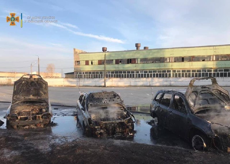 3 civilian vehicles caught fire as result of Russian shelling targeting Brovary