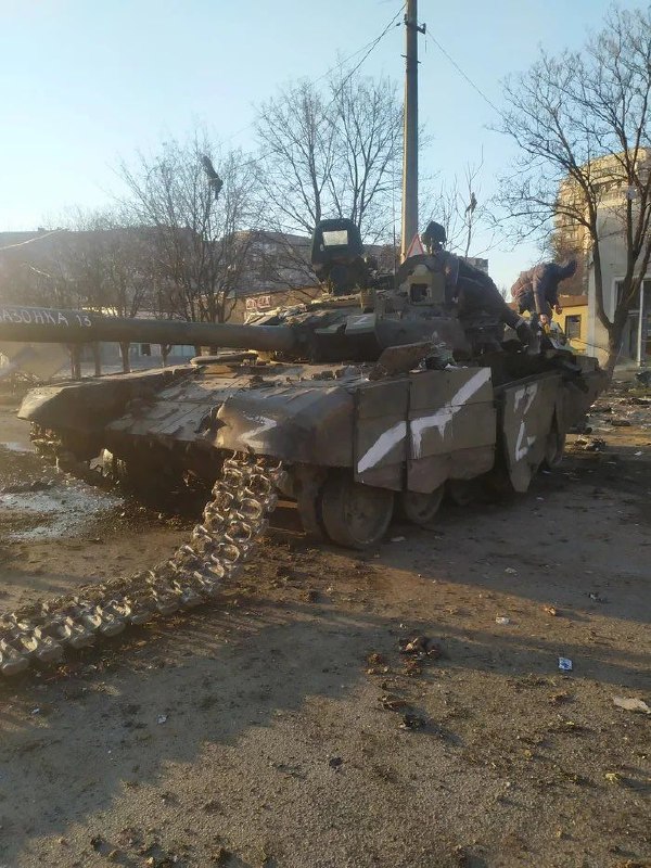 Destroyed Russian tanks in Mariupol