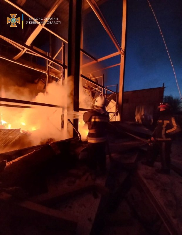 Firefighters extinguished fire at enterprise in Vasylkiv district of Kyiv region after shelling at 02:05am