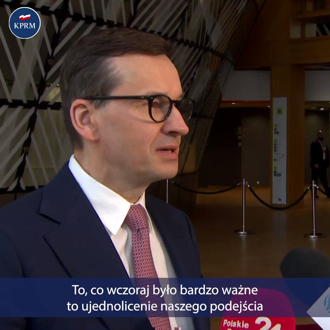 PM @MorawieckiM in Brussels: It is important to block the flow of new funds, money, euros and dollars to Russia as soon as possible. Therefore, Poland here very strongly emphasized the need to limit the trade in hydrocarbons, i.e. trade in oil, gas and coal with Russia