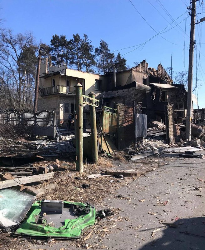 Damage in Horenka village after Russian attacks
