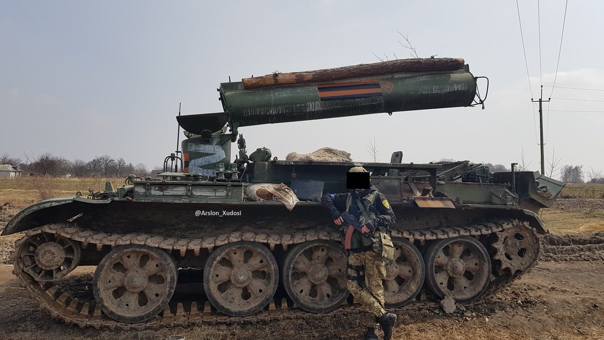 Ukrainian forces recaptured Zavorychi and Mokrets villages in Kyiv oblast from Russian forces. They captured one BTS-4A armoured recovery vehicle