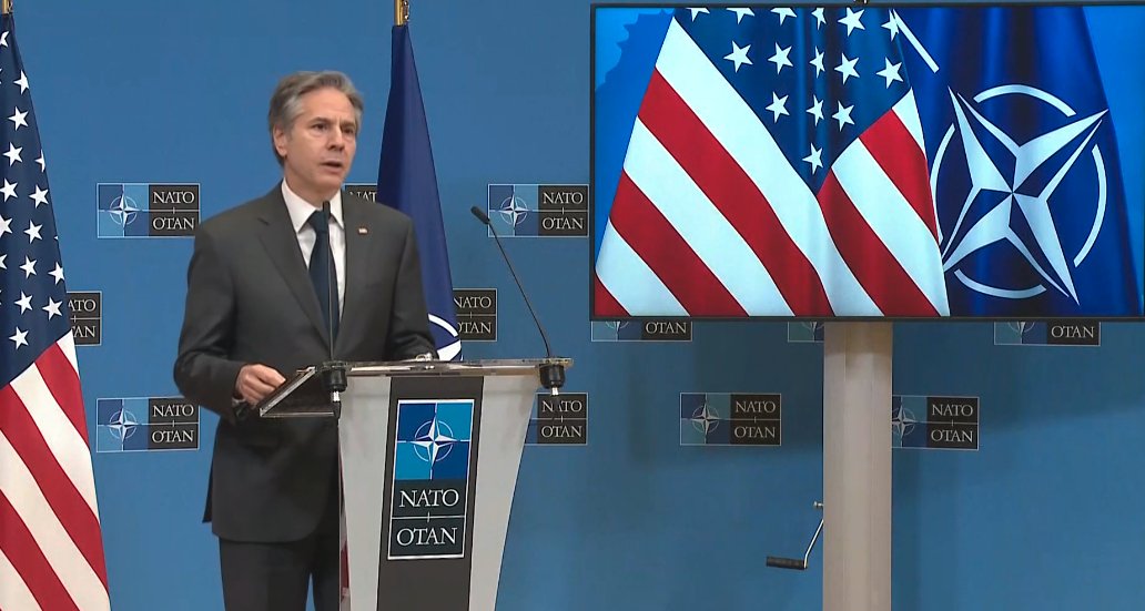 More than 30 countries providing Ukraine weapons and systems to use against Russia, says @SecBlinken, speaking from @NATO HQ