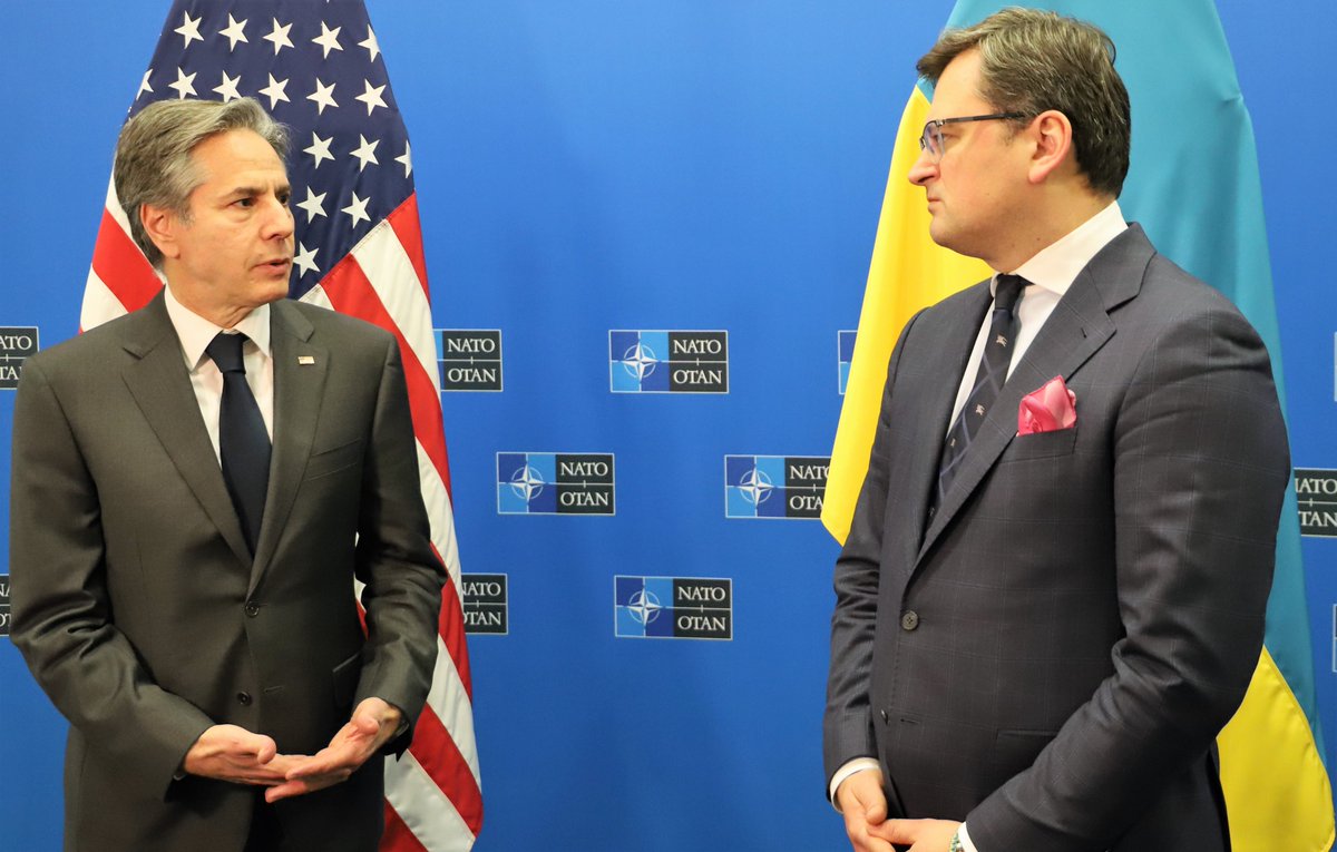 Dmytro Kuleba: Spoke with @SecBlinken at NATO HQ. Grateful to the U.S. for the ironclad diplomatic and military support of Ukraine, as well as its leadership in initiating, imposing and enforcing sanctions on Russia. Coordinated next big steps to strengthen Ukraine and force Putin into failure