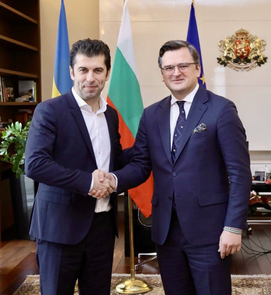 Dmytro Kuleba: Building on their active dialogue with President @ZelenskyyUa, Prime Minister @KirilPetkov received me in Sofia. I thanked him for hosting Ukrainian refugees and for Bulgaria's steadfast political support within the EU. We also discussed boosting trade and tourism after the war