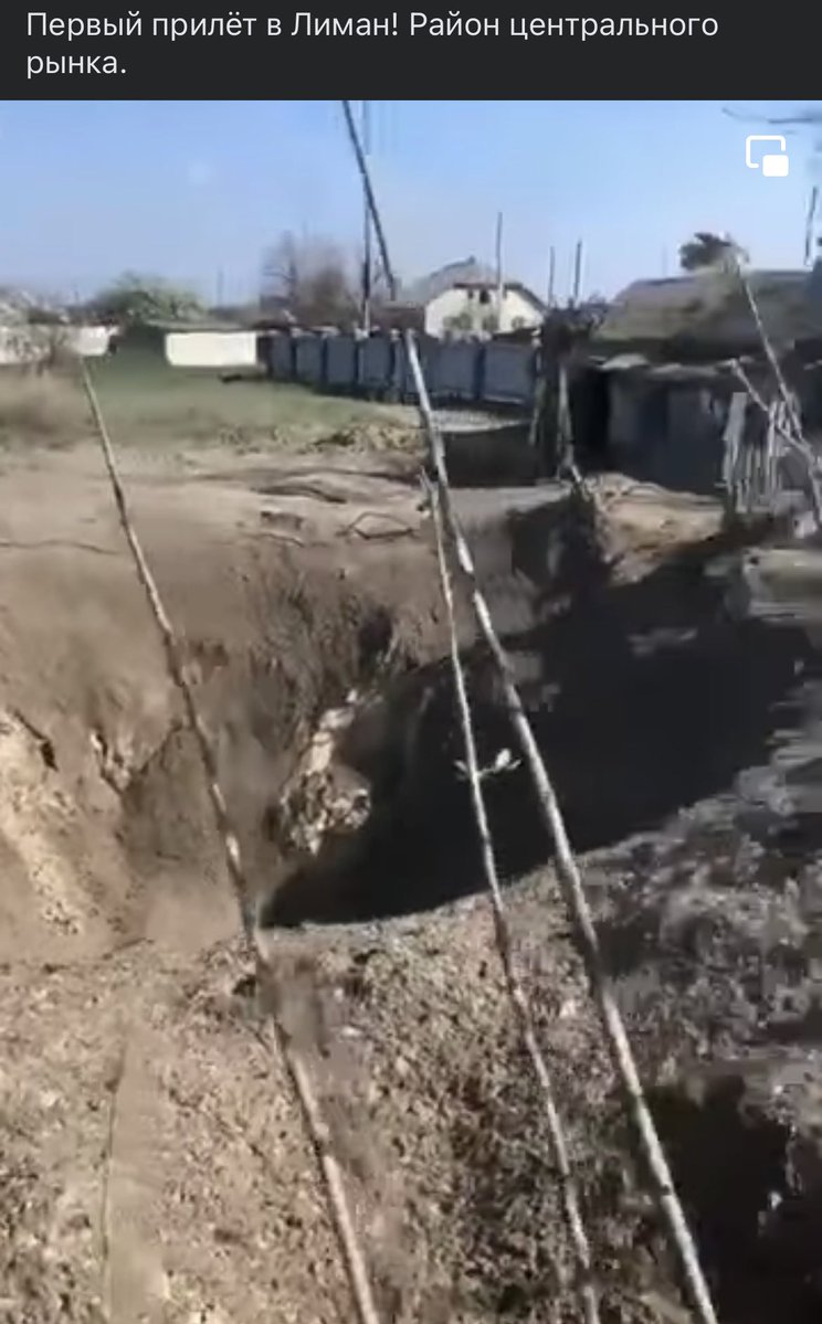 Big crater this morning in Lyman as result of Russian army shelling