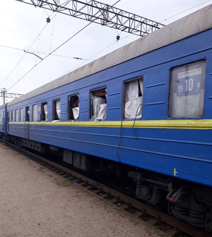 Passenger train damaged as result of Russian shelling in Zaporizhiye