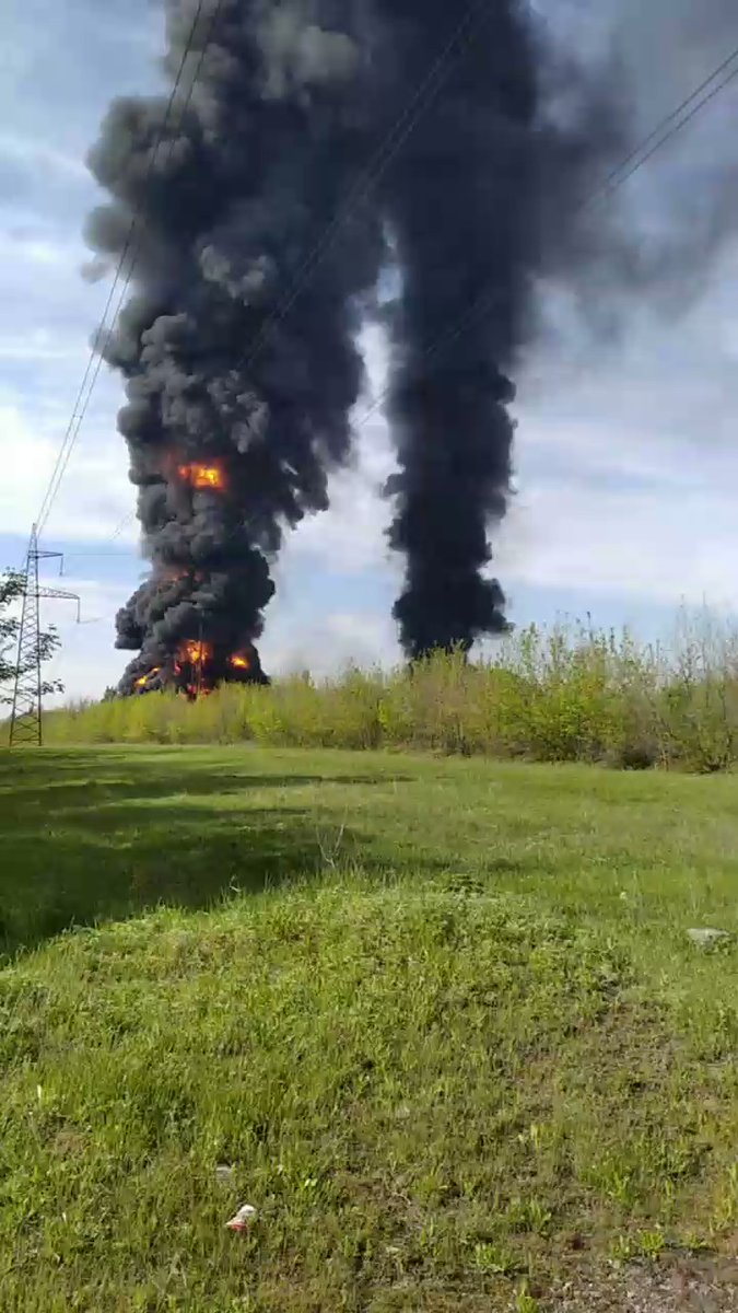 Fire at oil depot in Makiivka