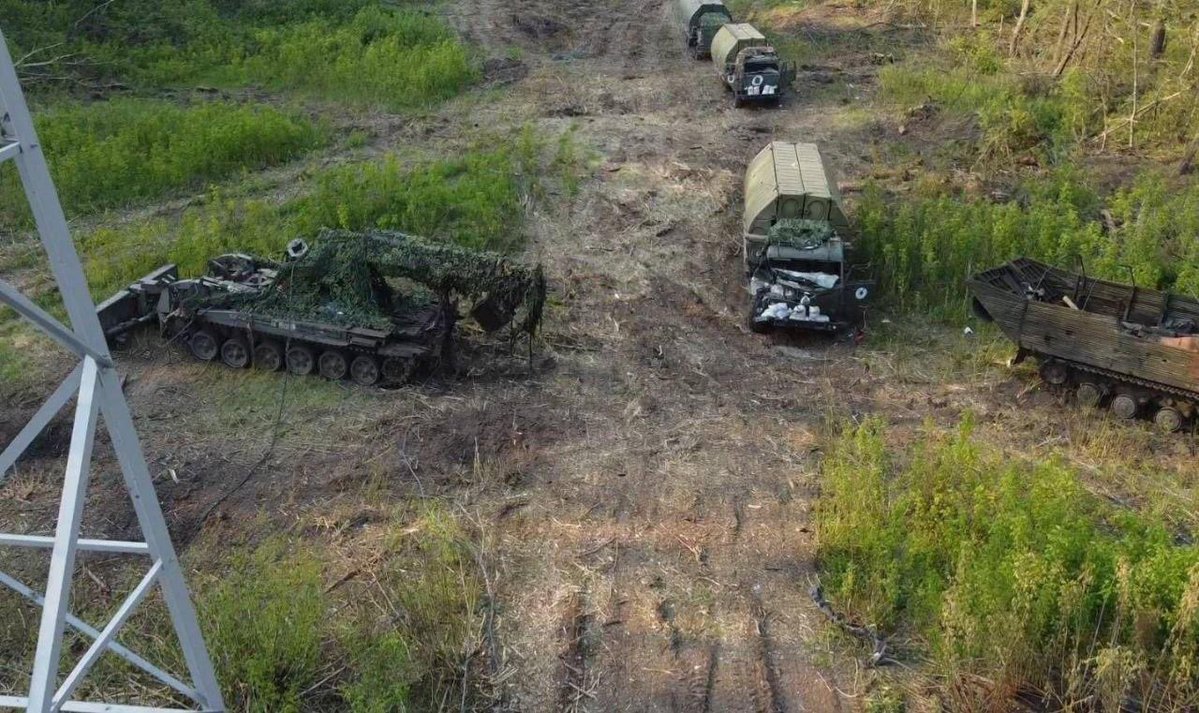 Ukraine: Ukrainian forces foiled and destroyed a Russian bridging attempt in Luhansk oblast. Damaging/capturing three PP-2005 floating bridges, IMR-2 combat engineering vehicle, a PTS-3 tracked amphibious transport vehicle, TMM-3 bridge layer and a BMP-2M