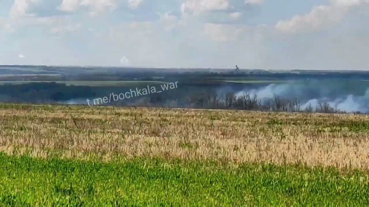 Ukrainian Su-24 hit Russian positions at Donbas