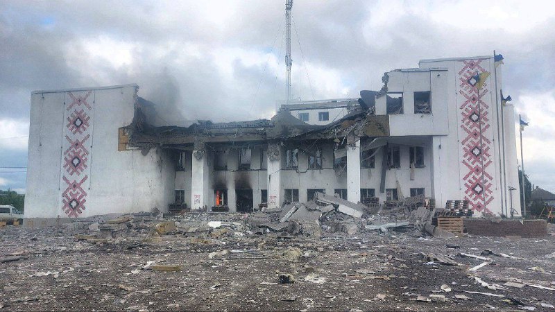 House of culture in Derhachi, that hosted humanitarian aid distribution hub, was destroyed in a Russian missile strike overnight