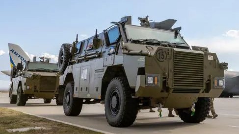 Australia to send another 20 Bushmasters vehicles to Ukraine, along with 14 M113 Armoured Personnel Carriers. Australian also to send 3 pallets of radiation monitoring equipment and protective equipment plus 60 pallets of medical supplies donated by public