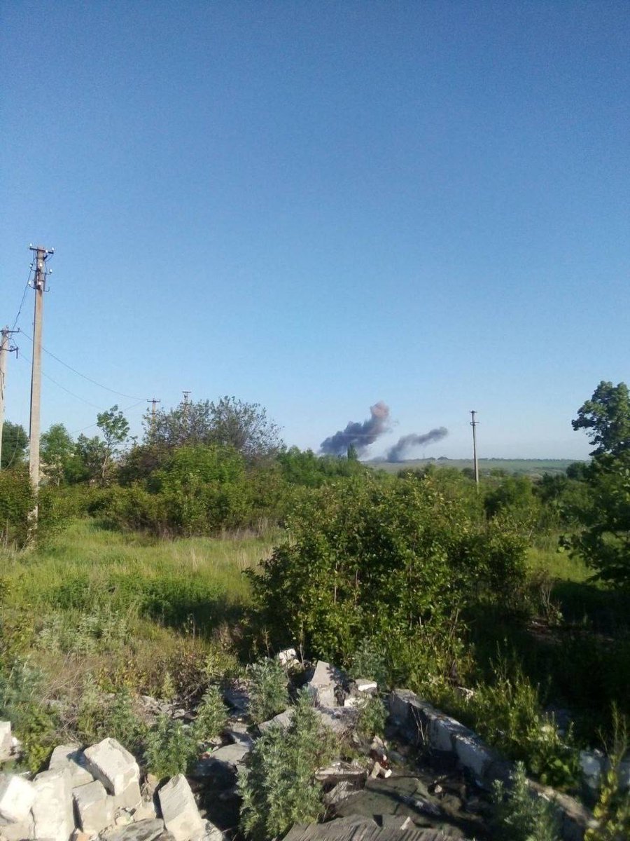 Heavy shelling in Novoluhanske
