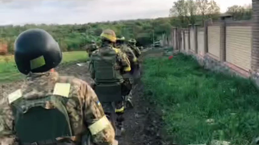 Video: Ukrainian army in Kharkiv region, destroyed Russian tank