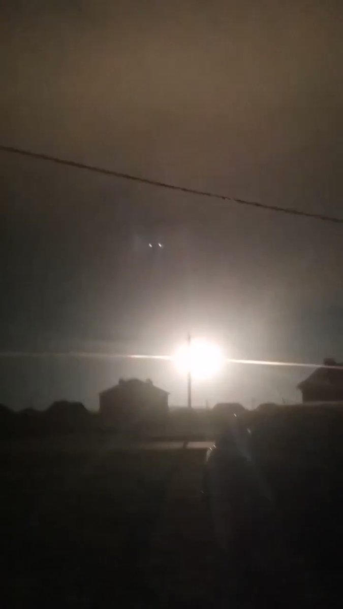 It seems Russia has launched Iskander-M missiles from Belgorod Oblast towards Kharkiv the last two nights. This video is from last night
