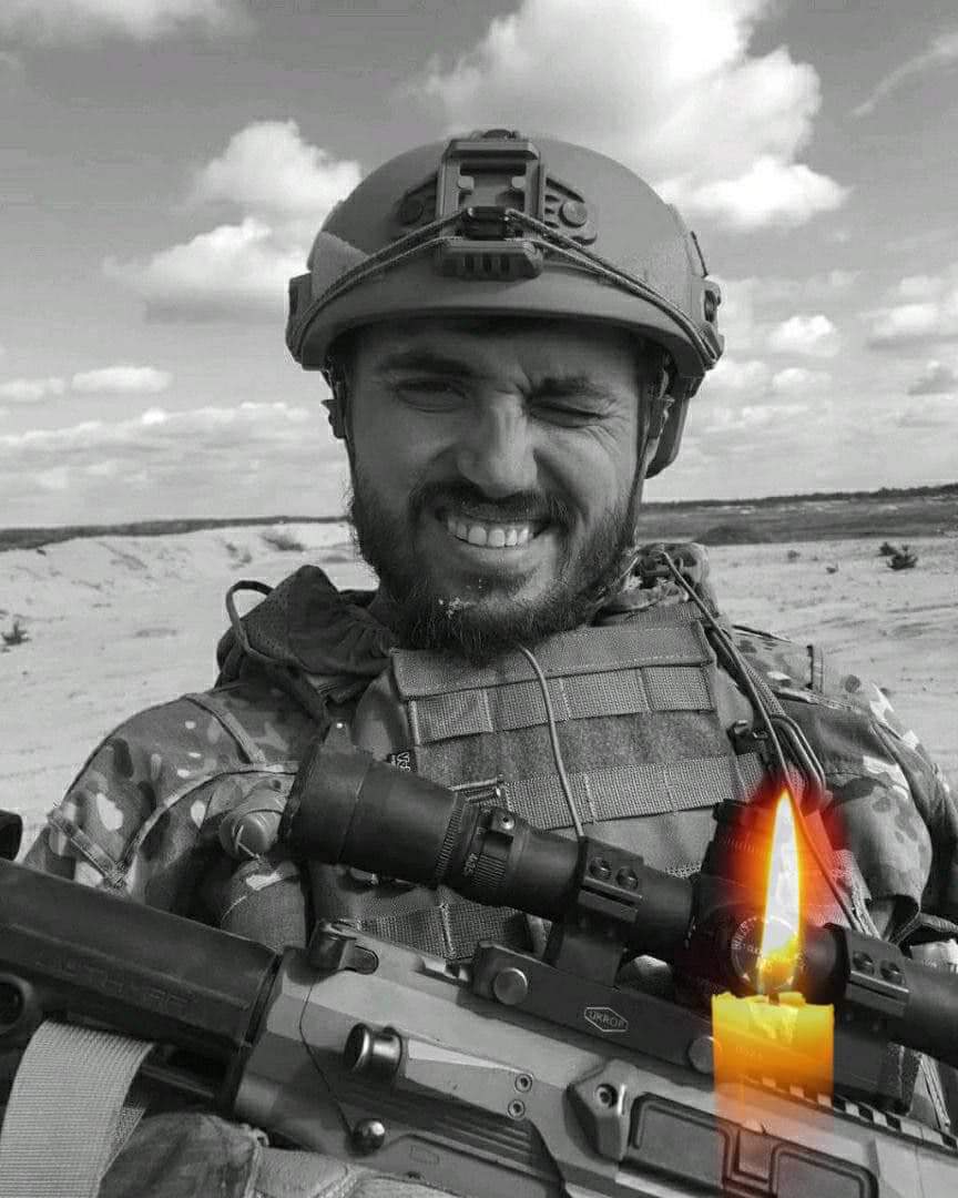 Oleksiy Chubashev, a military correspondent, author and host of a reality show Recruit UA, was killed at the frontline. Oleksiy was also the head of Army FM and Military Television of Ukraine