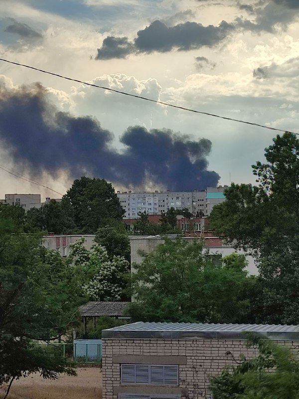 Russian ammunition warehouse destroyed in Nova Kakhovka