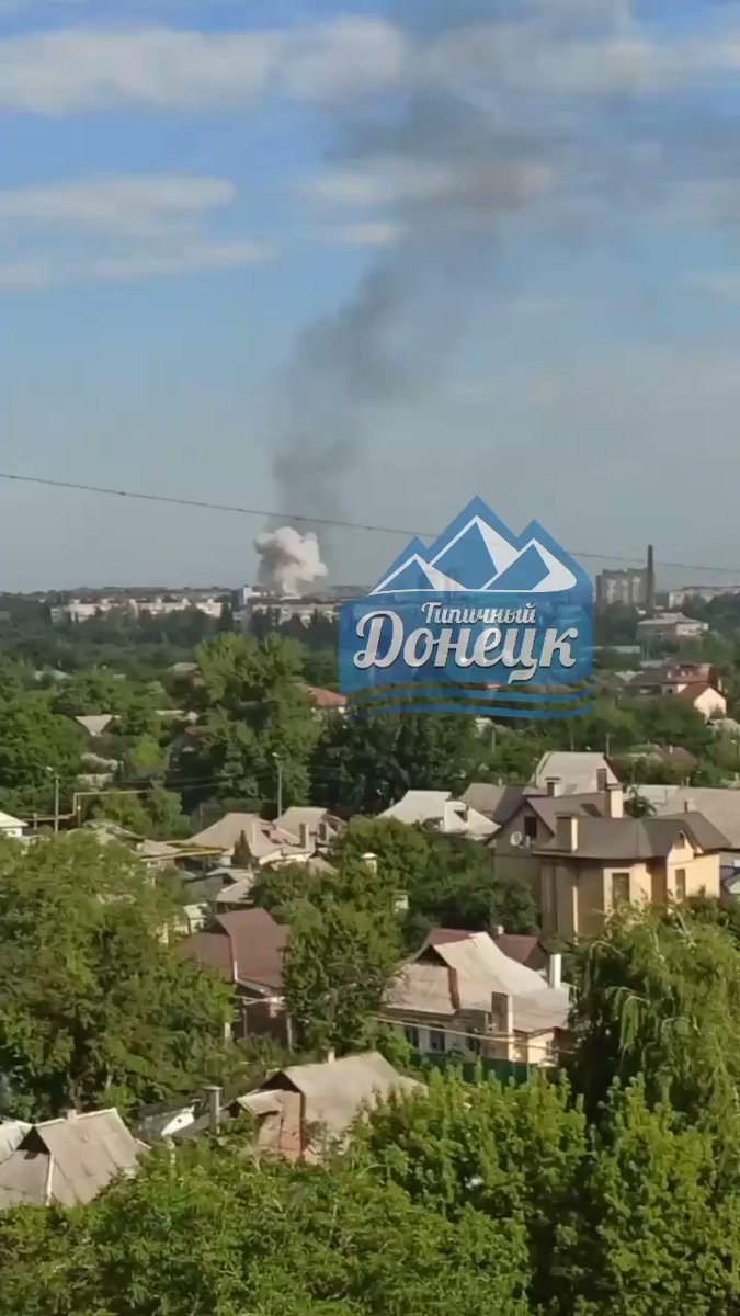 Fire after shelling in Donetsk