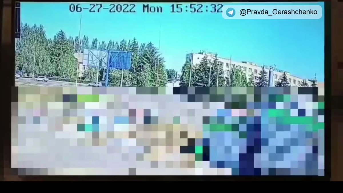 CCTV video of Russian Kh-22 cruise missile strike in Kremenchuk