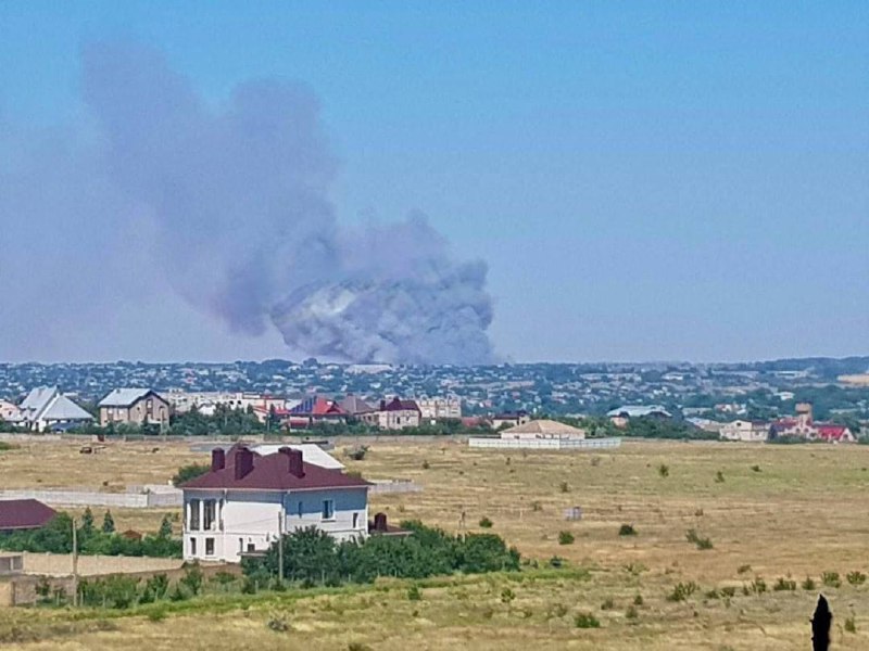 Heavy smoke over Chornobaivka near Kherson