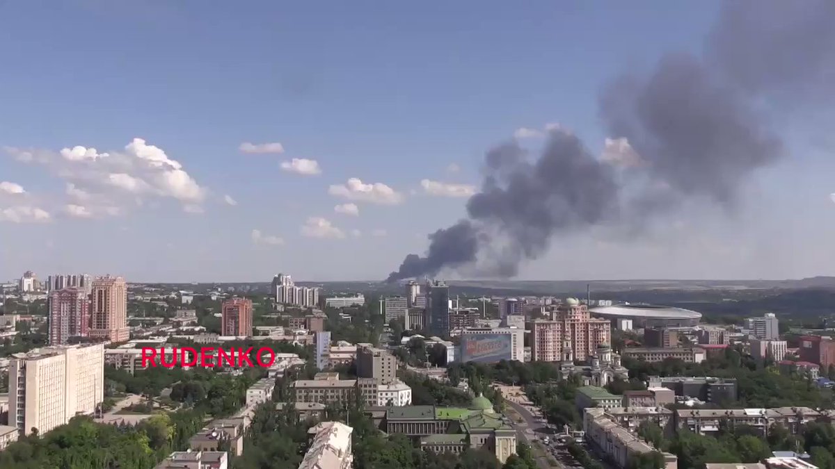 Fire at Schehlovka in Donetsk