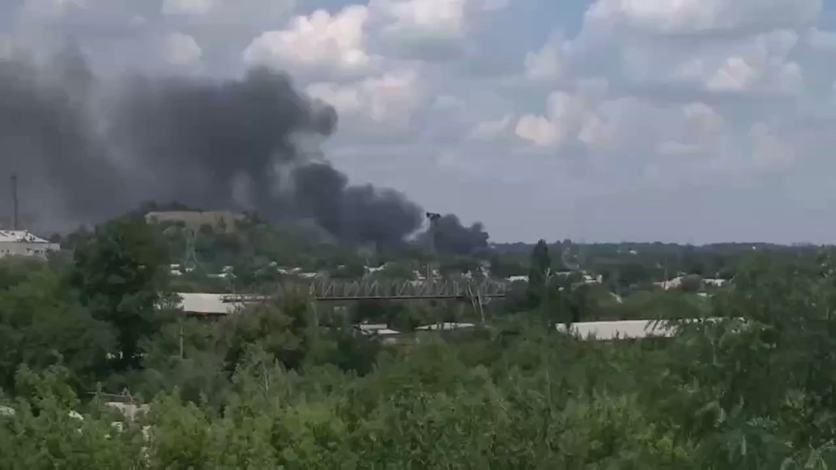 Fire after shelling at Kamaz Center in Donetsk