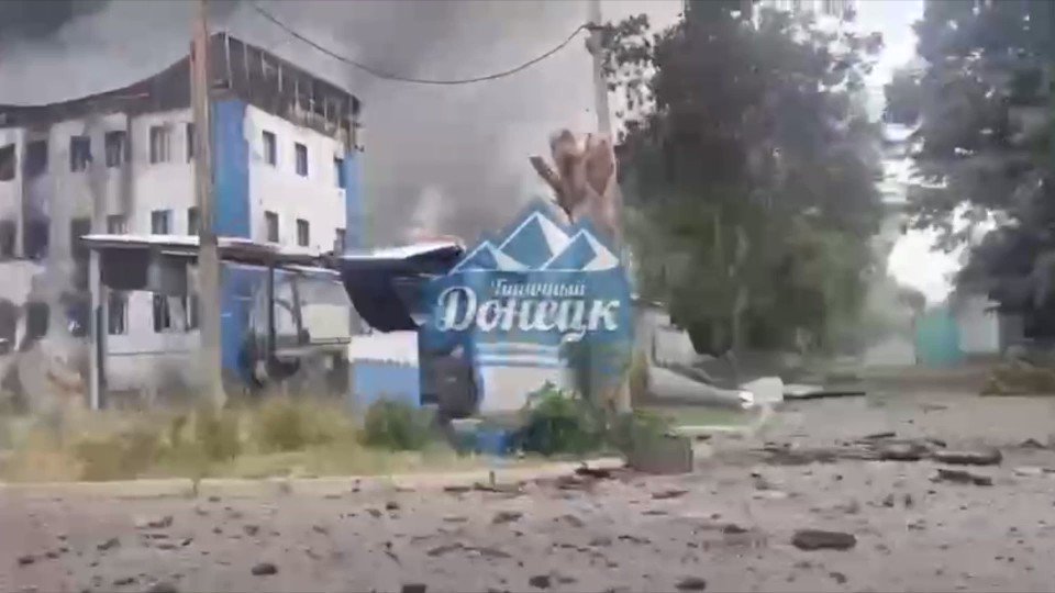 Ammunition lying on the streets in Donetsk after explosion of warehouse with ammunition at Kamaz-center