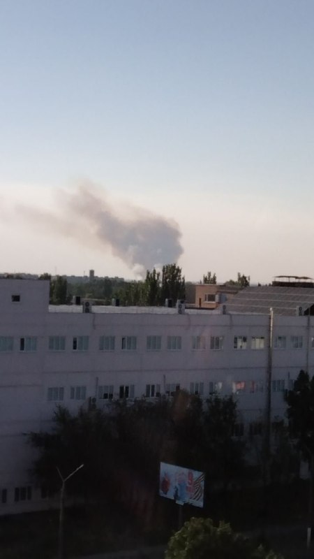 Reports of audible explosions in Melitopol, Zaporizhzhia region. Smoke visible over airfield area