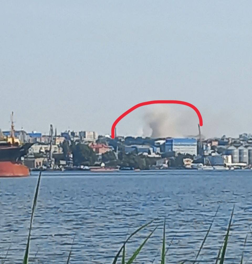 Fire reportedly at military unit in Kherson