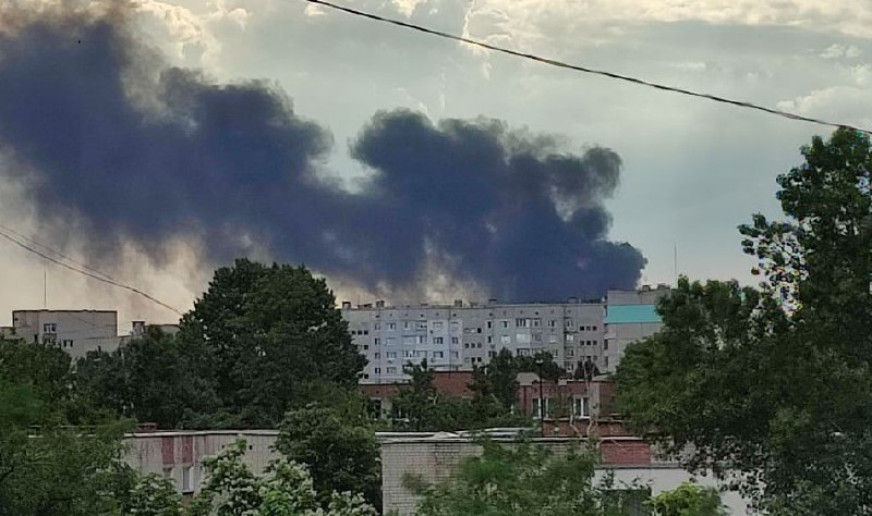 Ammunition still exploding in Nova Kakhovka this morning