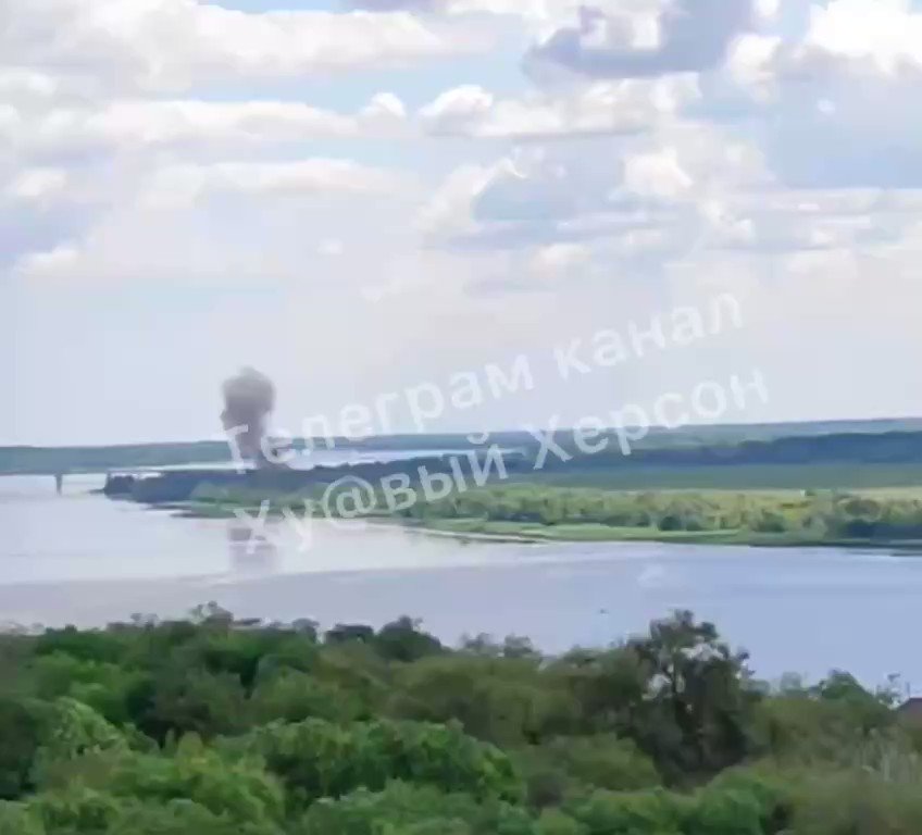 Explosions reported in Kherson, smoke visible