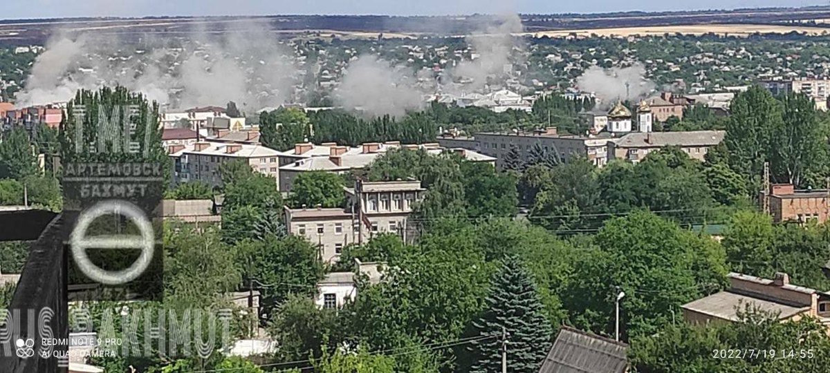 Russian army shelling Bakhmut