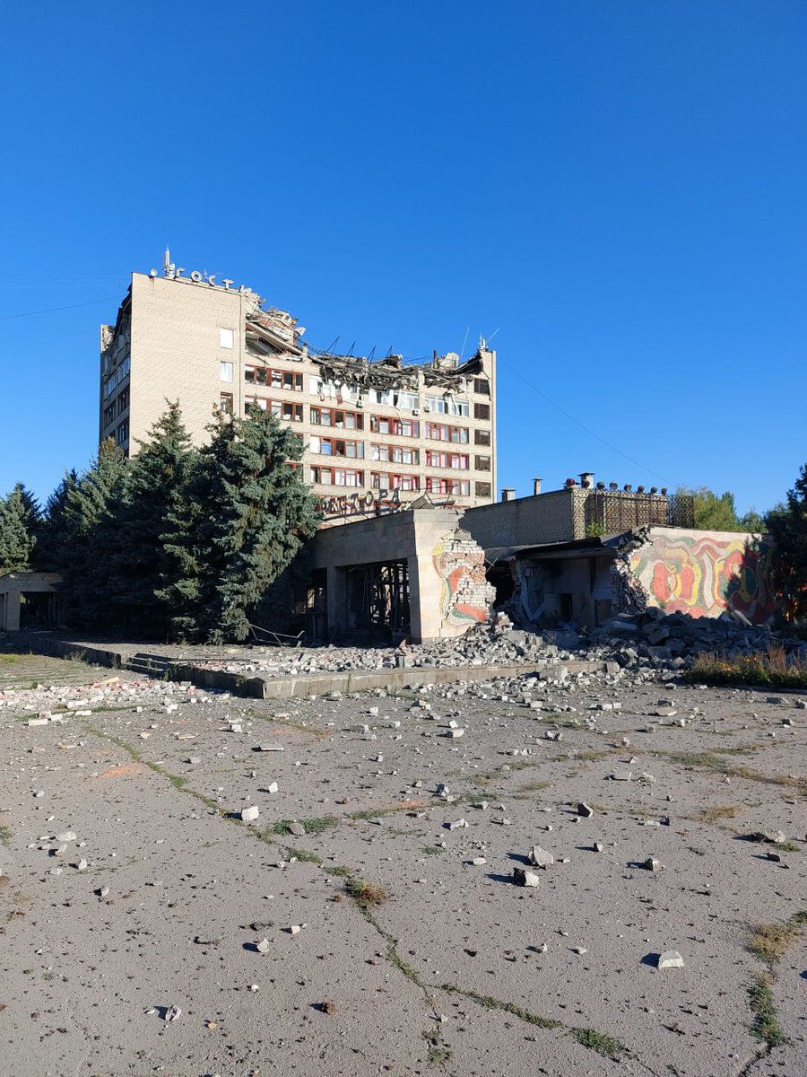 Damage in Svitlodarsk after missile hits overnight