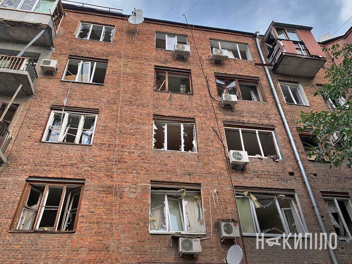 Russian army shelled central Kharkiv this morning