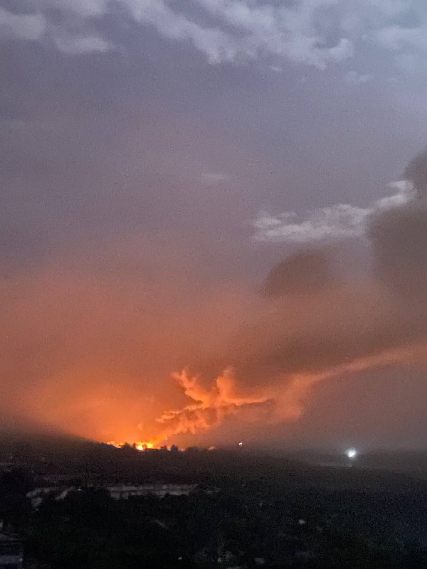 Big fire at Shevchenkivsky district of Zaporizhzhia