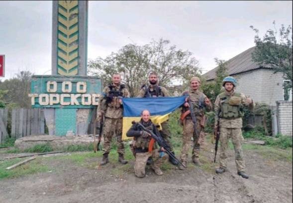 Ukrainian military in Torske, east to Lyman