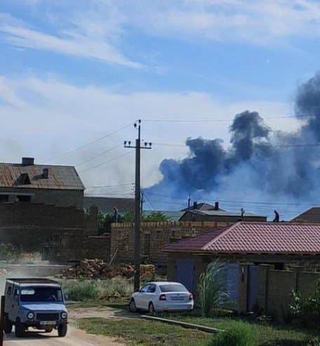 Explosions were reported in Dzhankoi