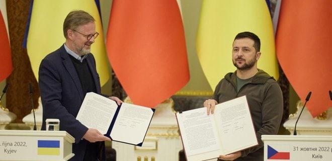 President Volodymyr Zelenskyi and Prime Minister of the Czech Republic Petr Fiala signed a joint declaration on the Euro-Atlantic perspective of Ukraine